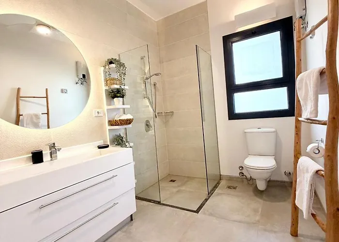 Mesca Oceanfront #somabay فيلة *